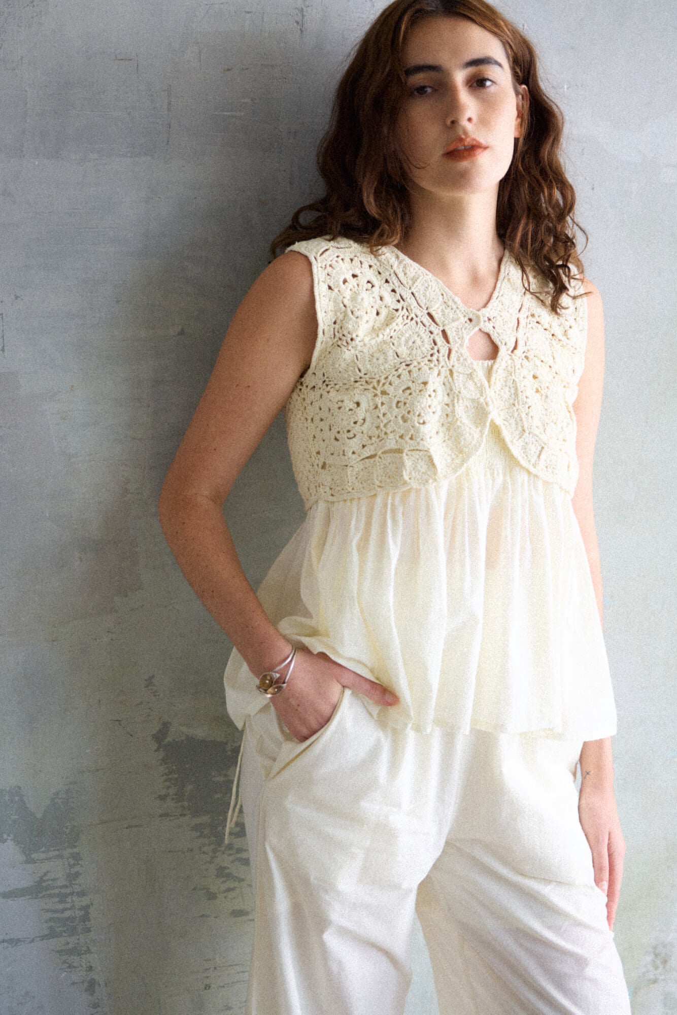 Safed Blouse