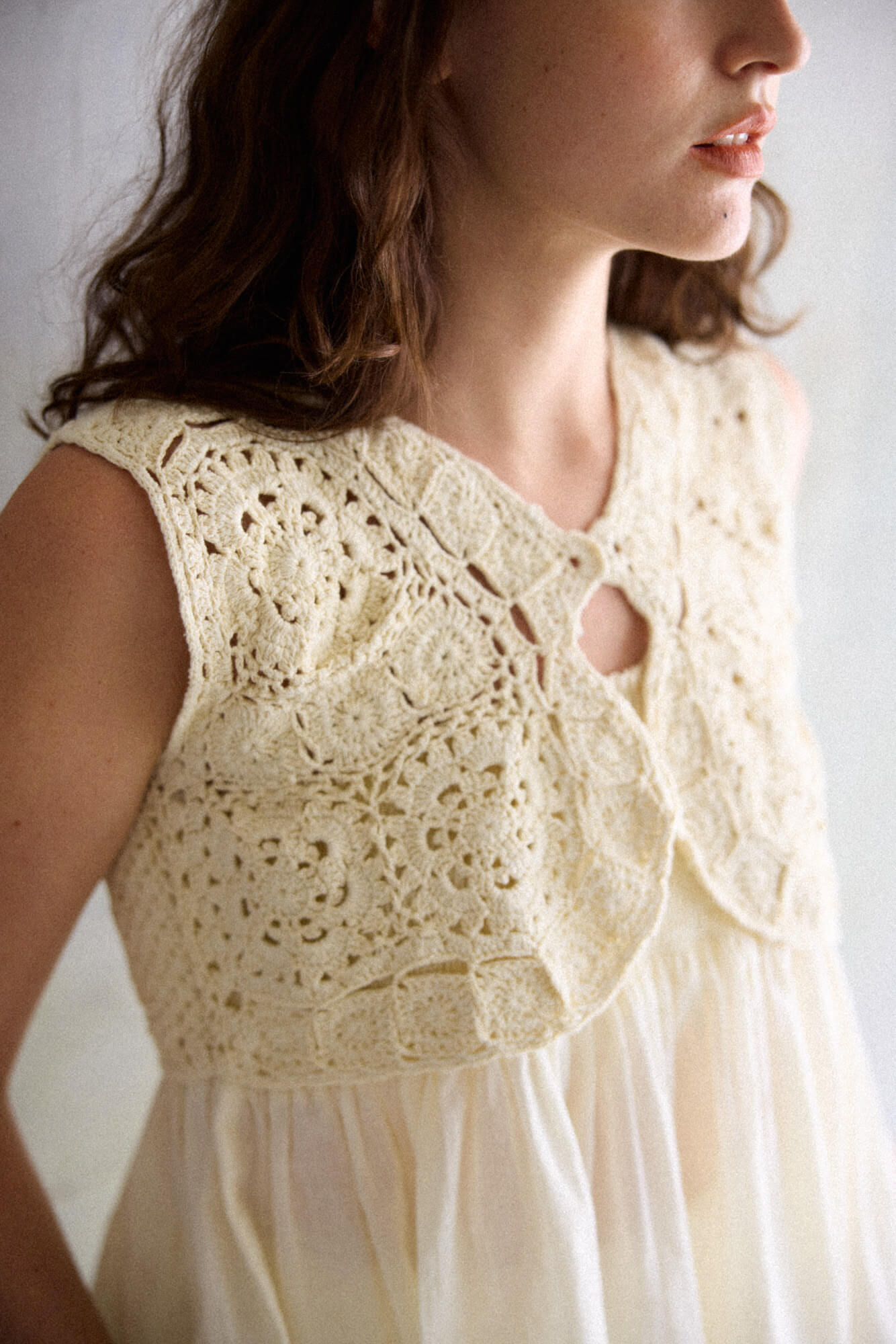 Safed Blouse